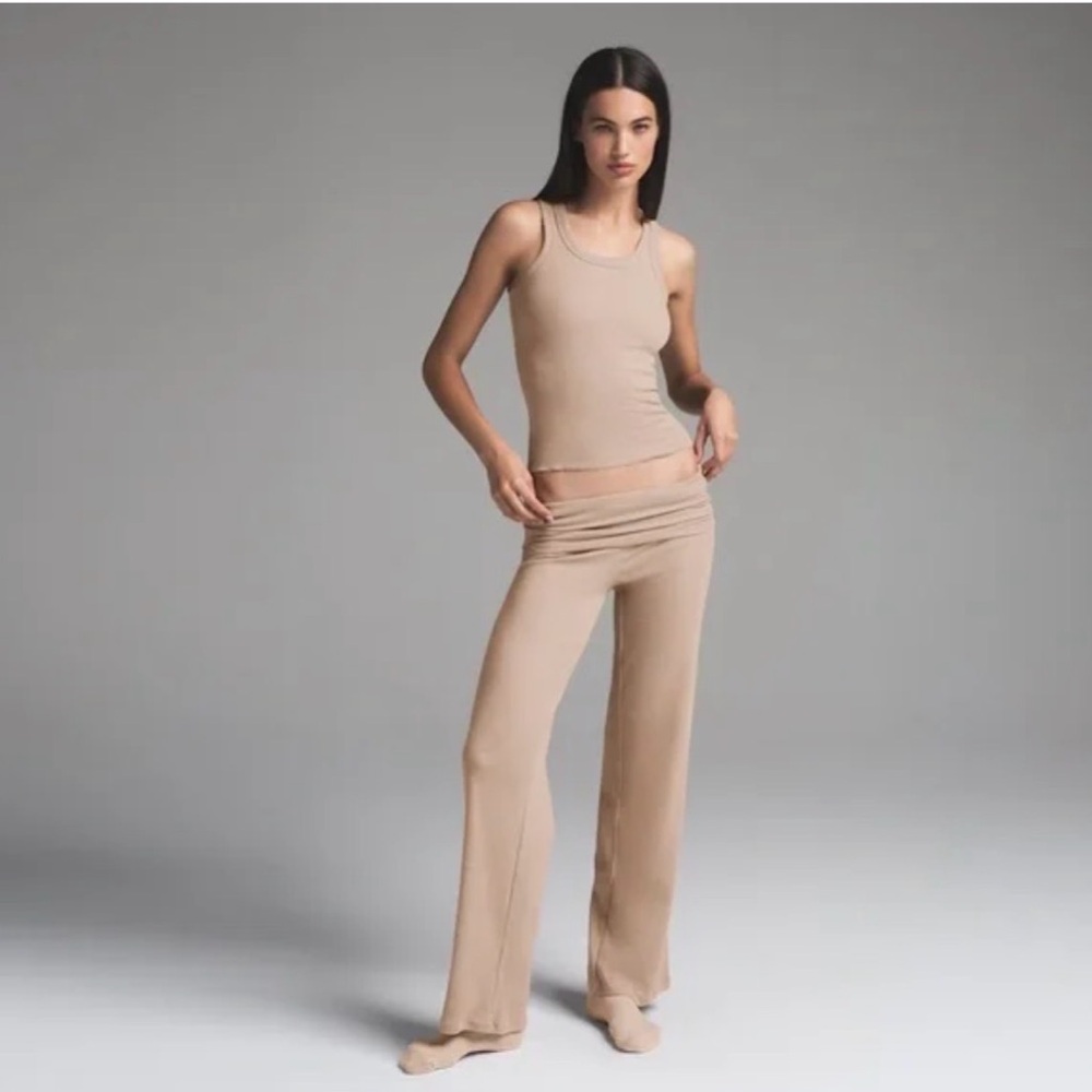 BNWT: Skims Cotton Rib Fold Over Straight Leg Pants IN Latte SIZE Large